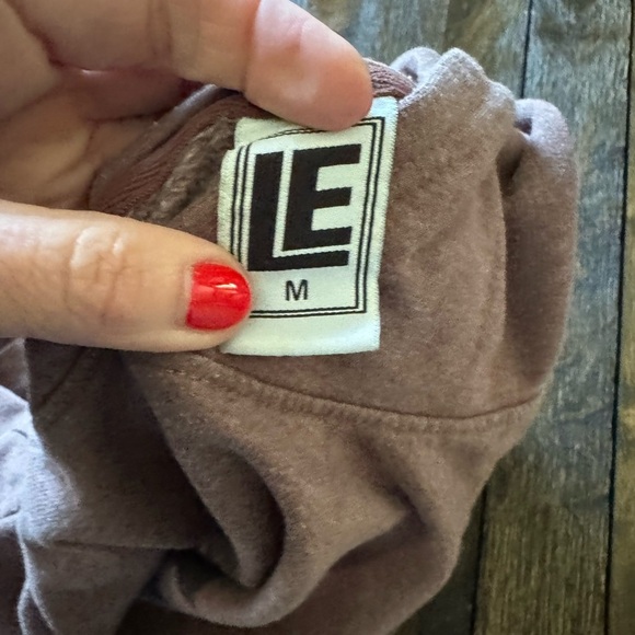 LE Cropped Raw edge NASH Hoodie Size Medium - Picture 2 of 3